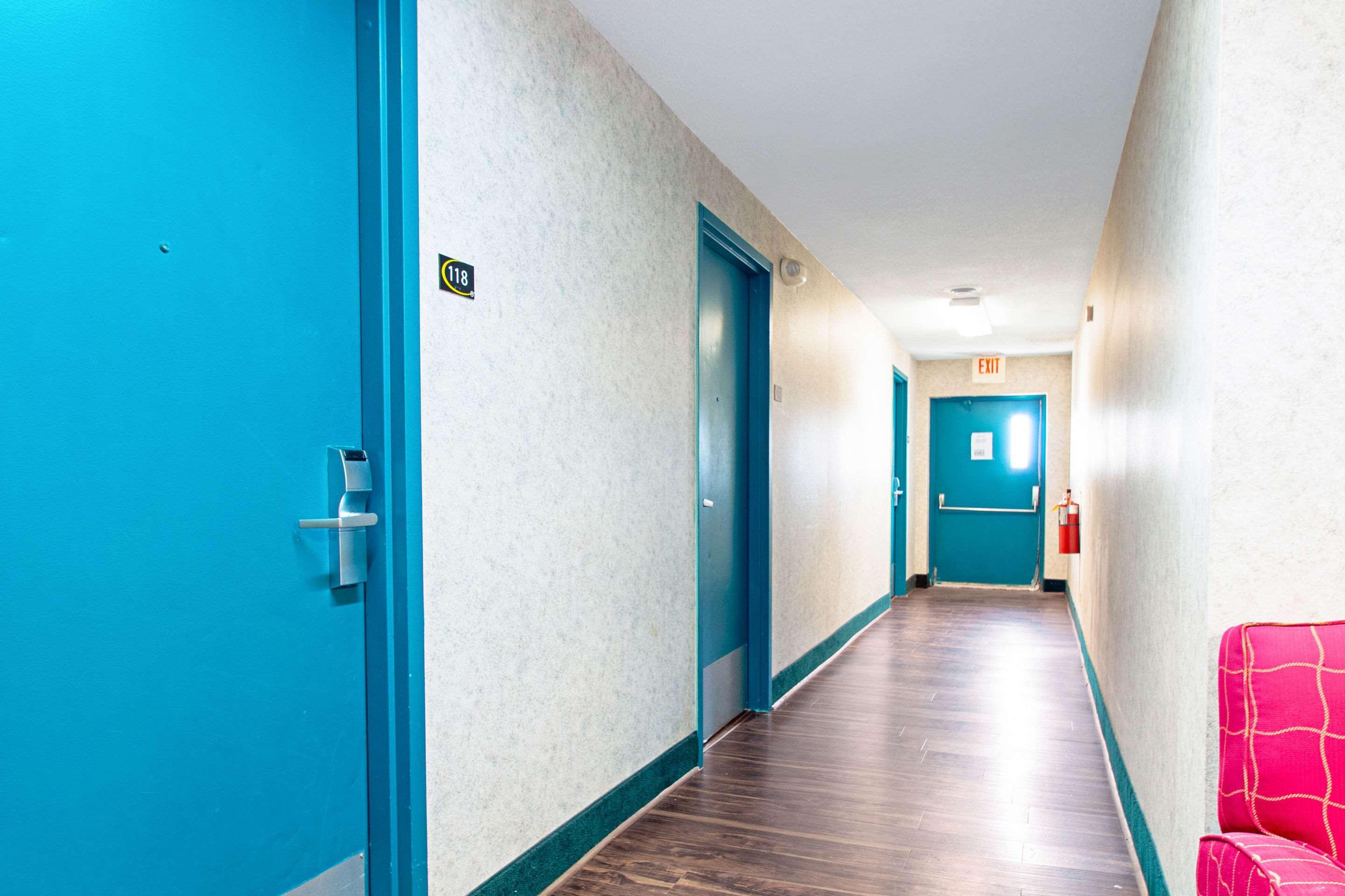 Hotel Econo 2*
