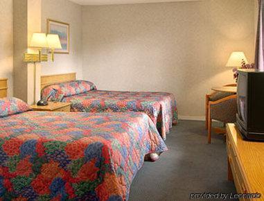 Econo Hotel Utica